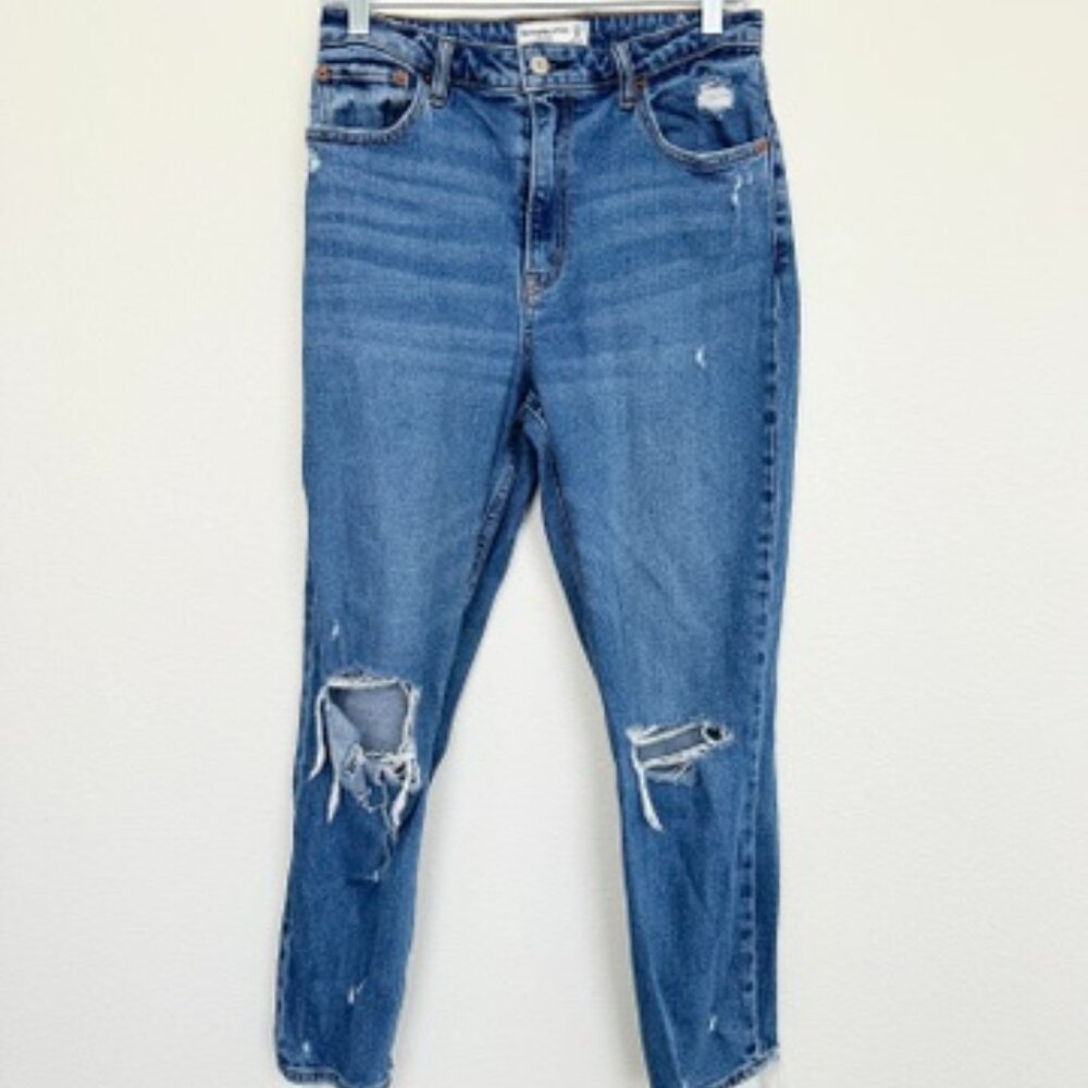 Abercrombie Women's Curve Love Jeans Mom High Rise Medium Wash Distress Sz 28